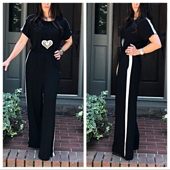 Pants - ✨LAST ONE✨Black white stripe wide leg jumpsuit